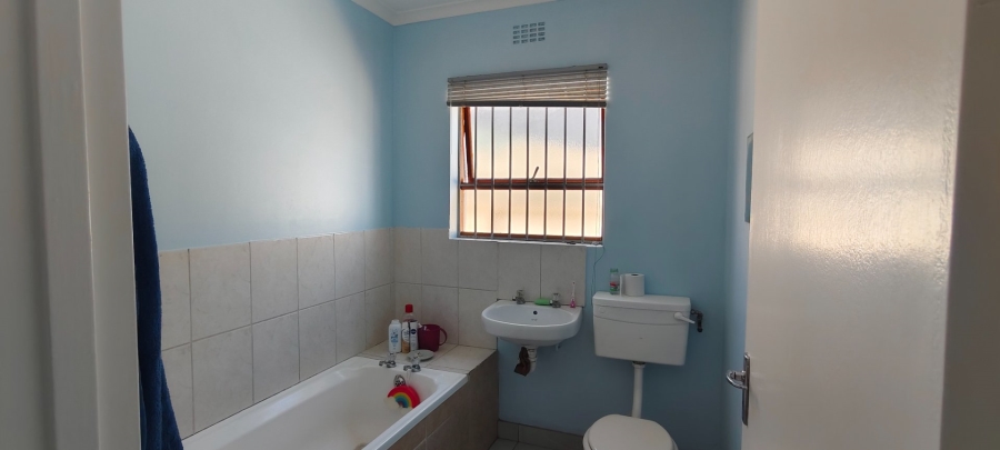 2 Bedroom Property for Sale in Strandfontein Western Cape